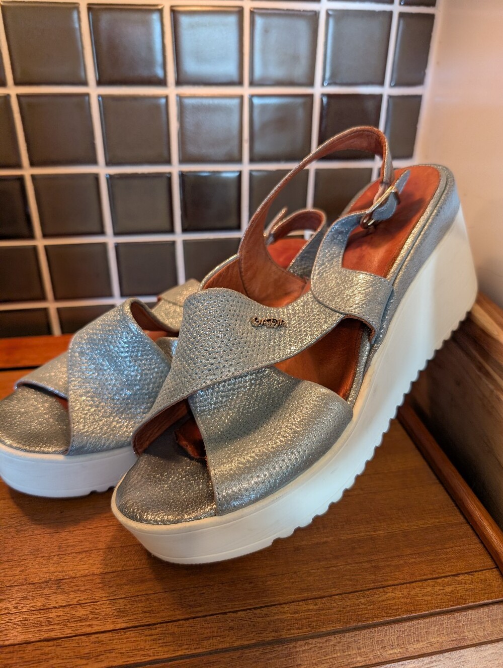 Garda Metallic Leather Wedge Slingback Sandals,38